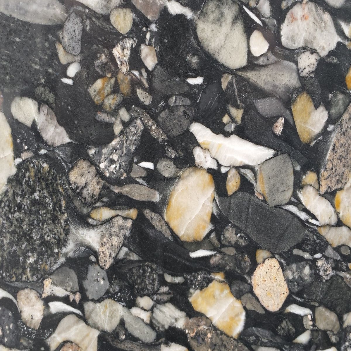 black marinage granites